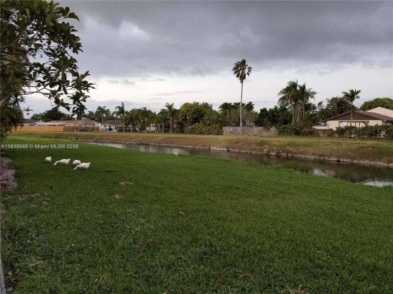 Property photo # 8