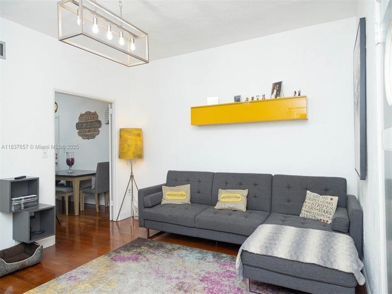 Property photo # 9