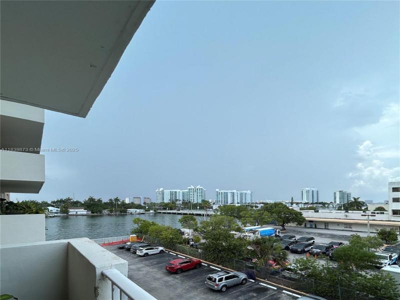 Property photo # 0