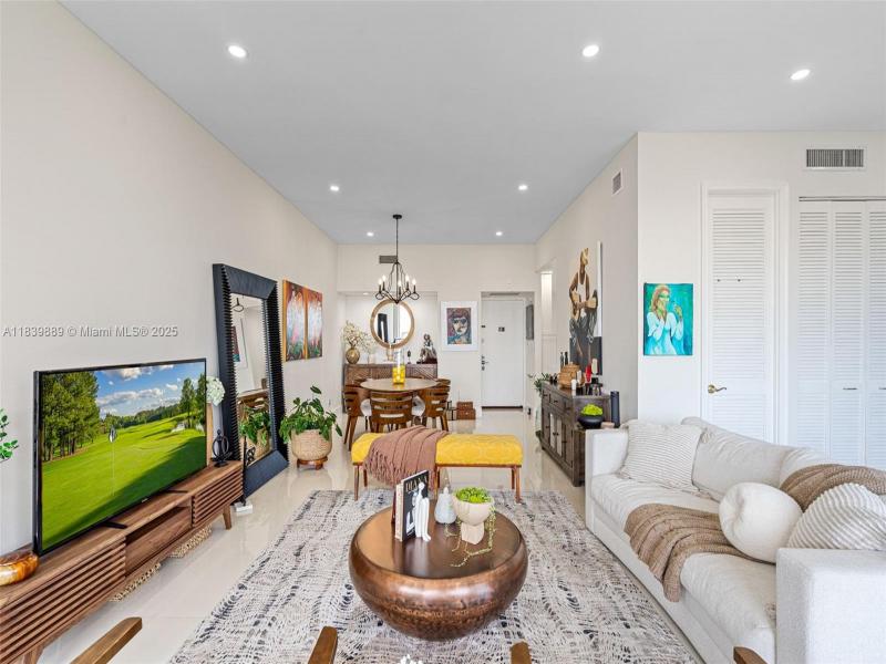 Comprar apartamento no Coronado I PH38