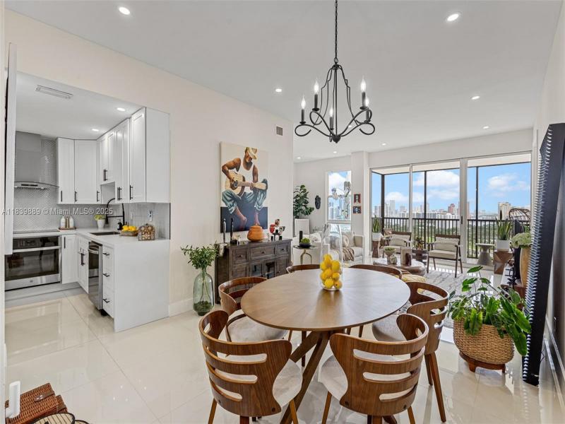 Comprar apartamento no Coronado I PH38