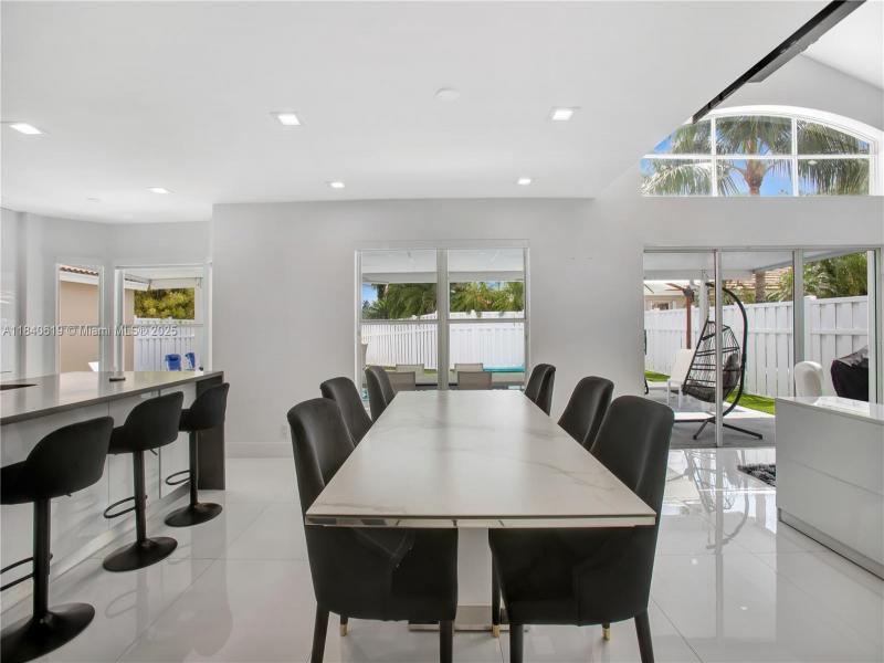 Property photo # 9