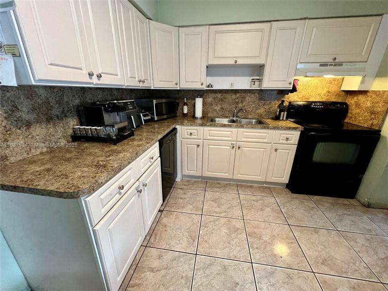 Property photo # 8