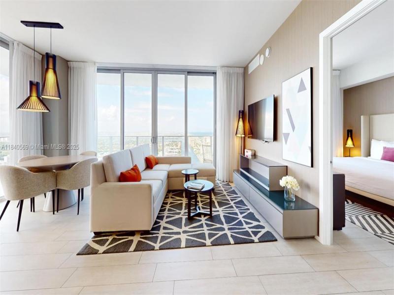 Comprar apartamento no Hyde Beach House T3802