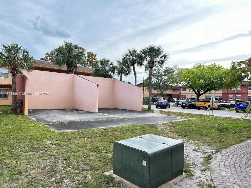 Property photo # 6