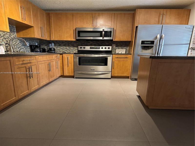 Property photo # 4