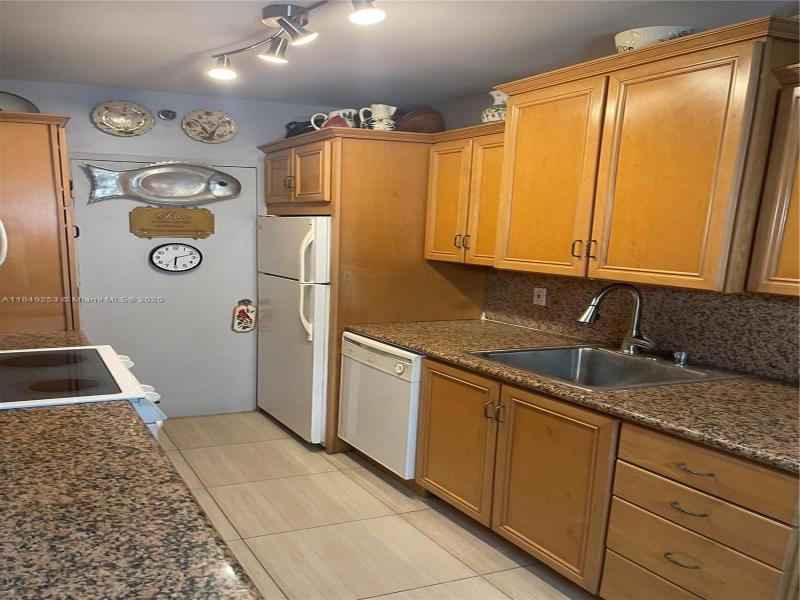 Property photo # 3