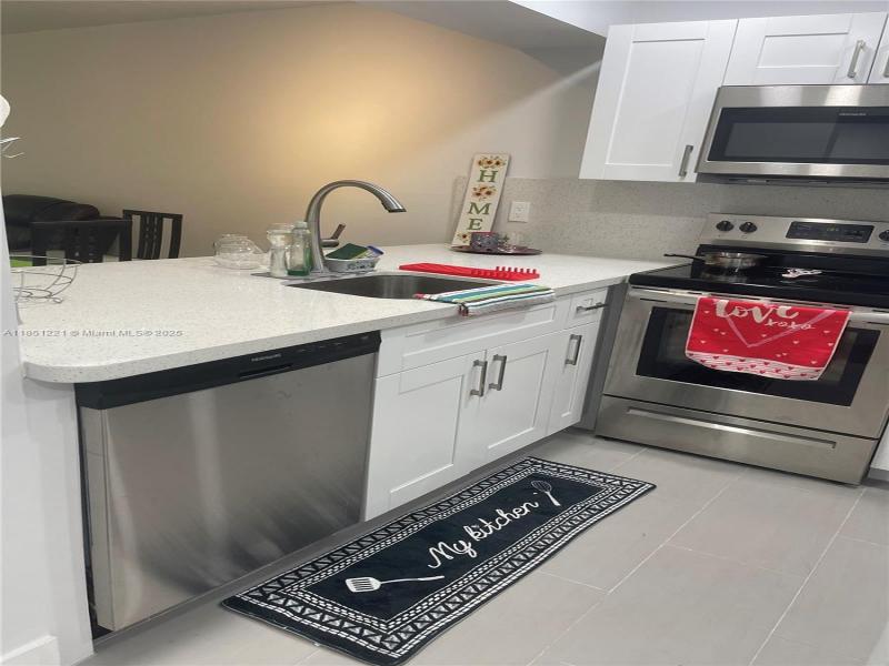 Property photo # 4