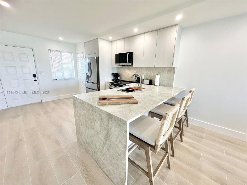 Property photo # 8