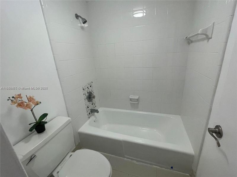 Comprar apartamento en Triton Towers 1420