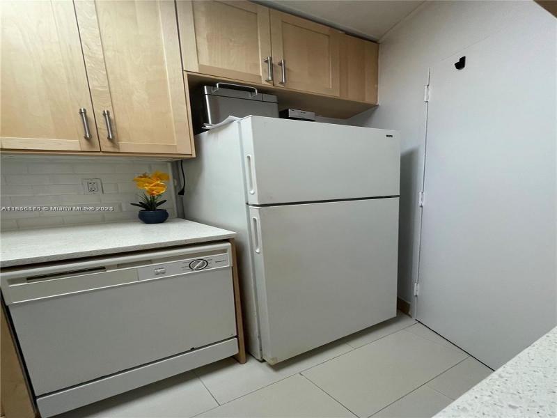 Comprar apartamento en Triton Towers 1420