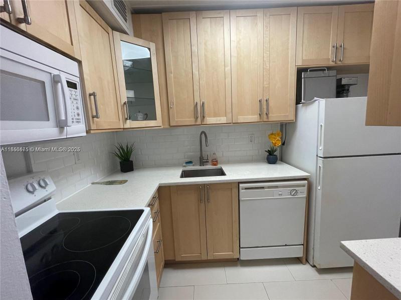 Comprar apartamento en Triton Towers 1420