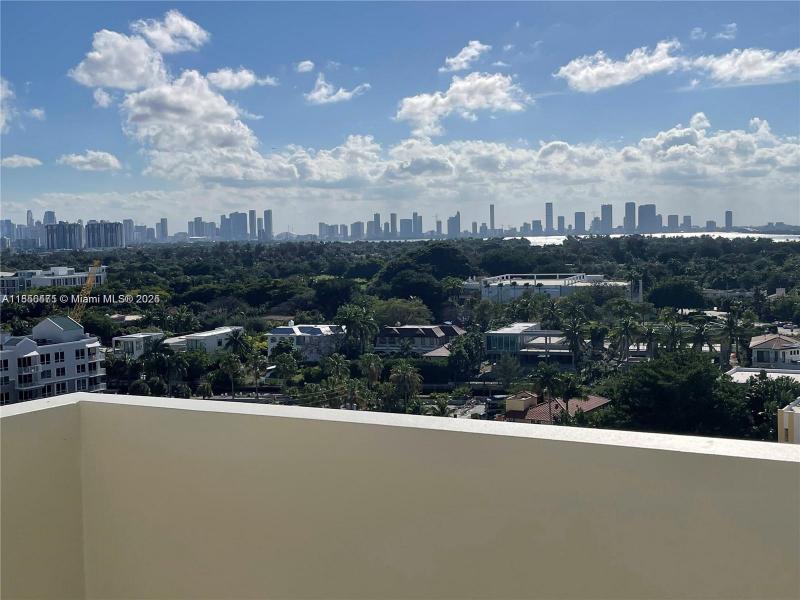 Comprar apartamento en Triton Towers 1420