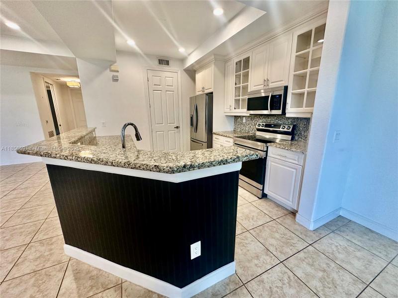Property photo # 8