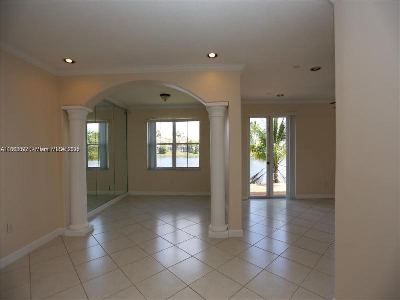 Property photo # 7