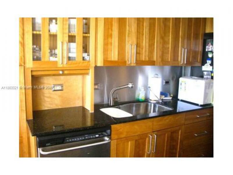 Condo for sale at The Summit 2404S
