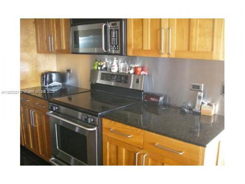 Condo for sale at The Summit 2404S