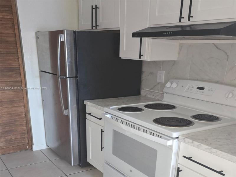 Property photo # 6