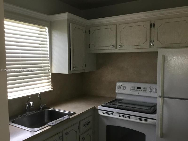 Property photo # 0