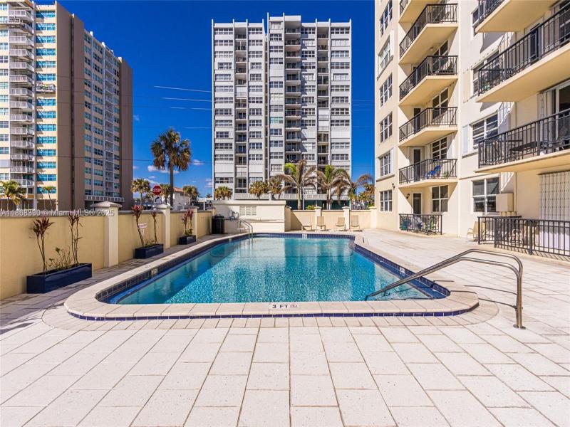 Condo for sale at Oxford Towers 201