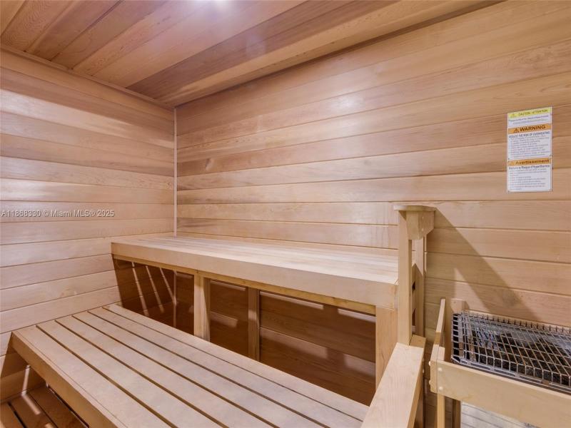 Condo for sale at Oxford Towers 201