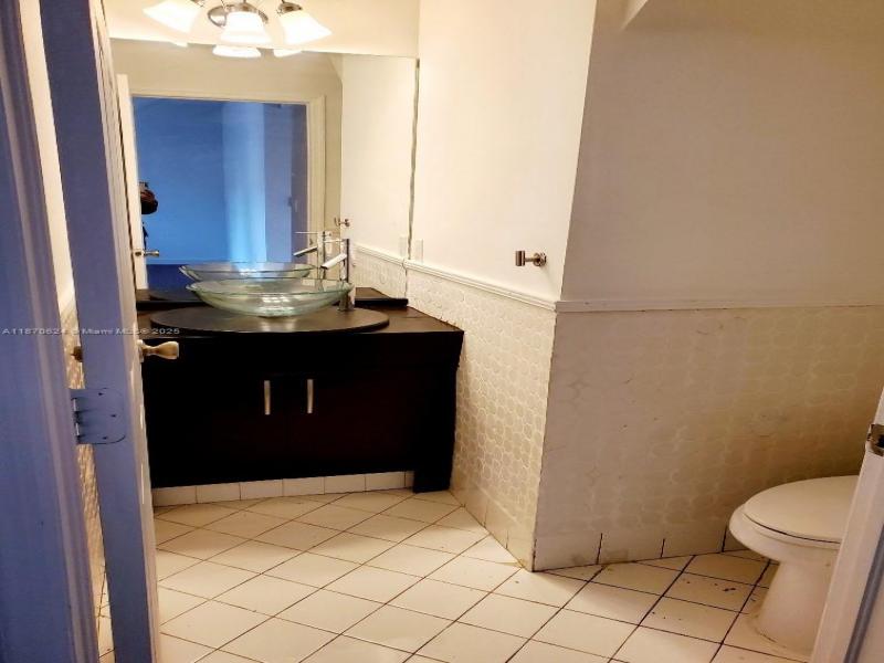 Property photo # 8