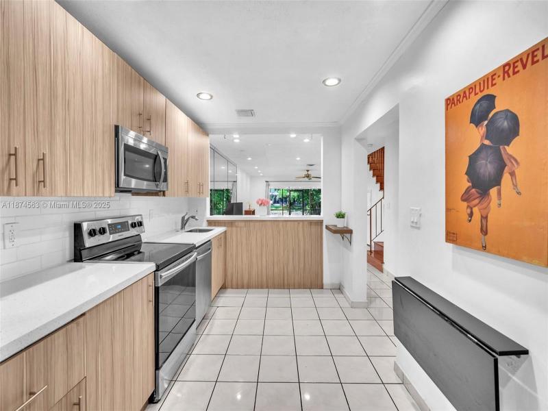 Property photo # 2