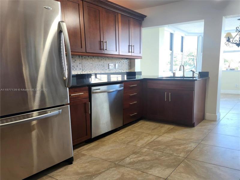 Property photo # 9