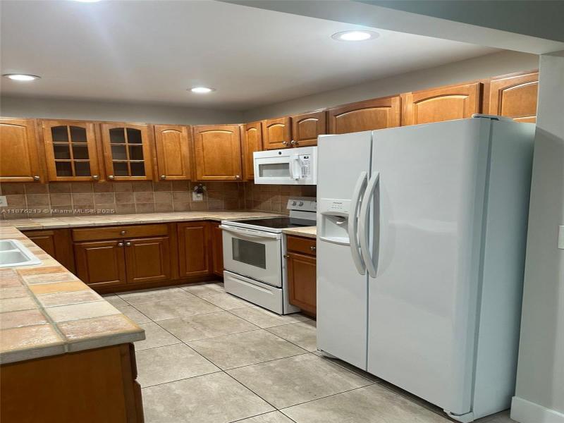 Property photo # 2