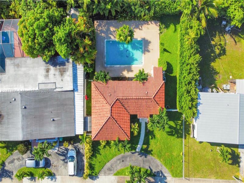 Property photo # 2