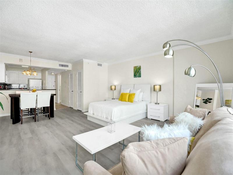 Property photo # 4