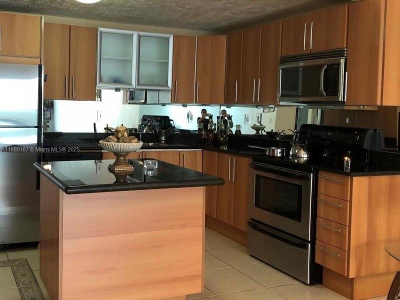 Property photo # 4