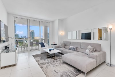 Continuum II North Apt #1005