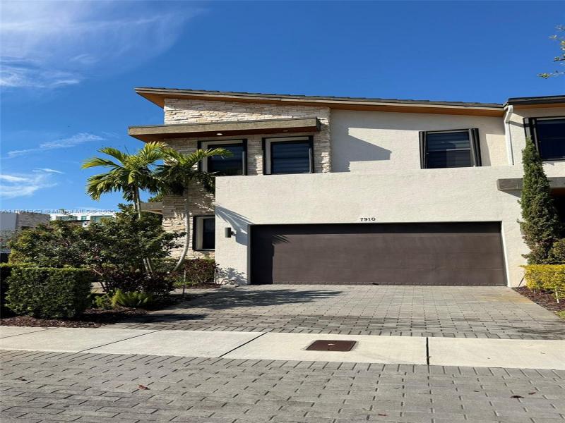 Property photo # 0