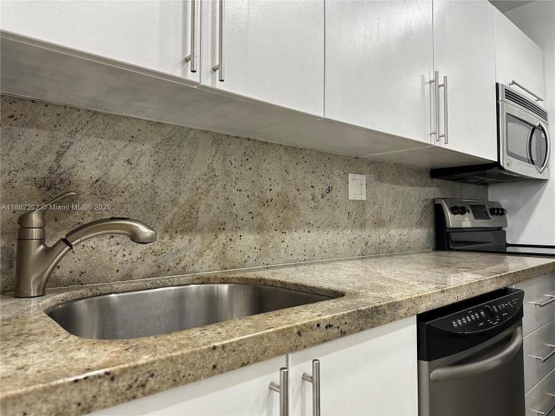 Property photo # 0