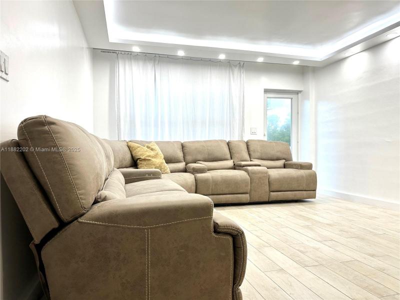 Property photo # 3