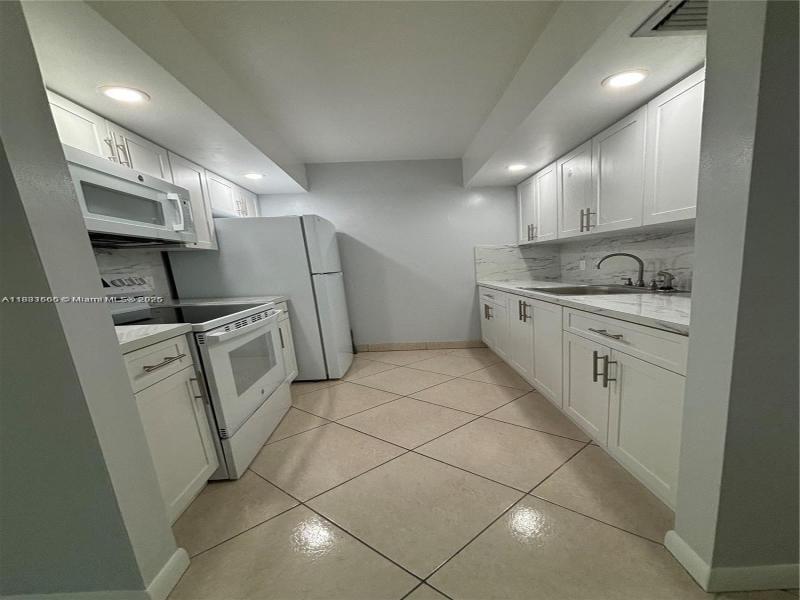 Property photo # 7