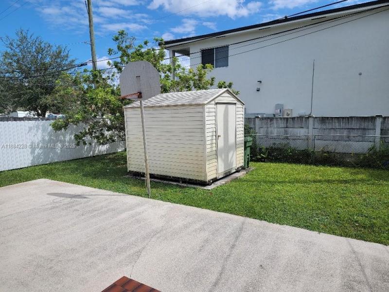 Property photo # 4