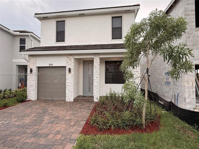 Property photo # 0