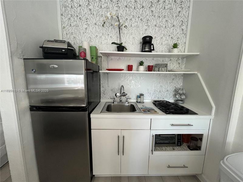 Property photo # 7