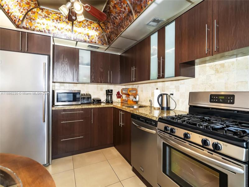 Property photo # 7