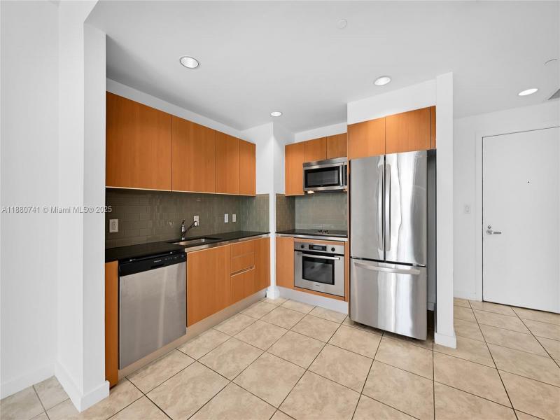 Property photo # 6