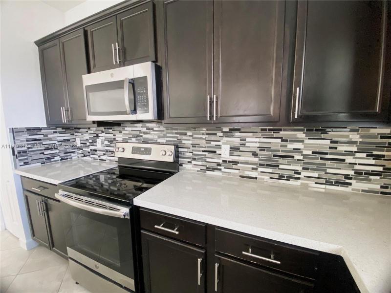 Property photo # 7