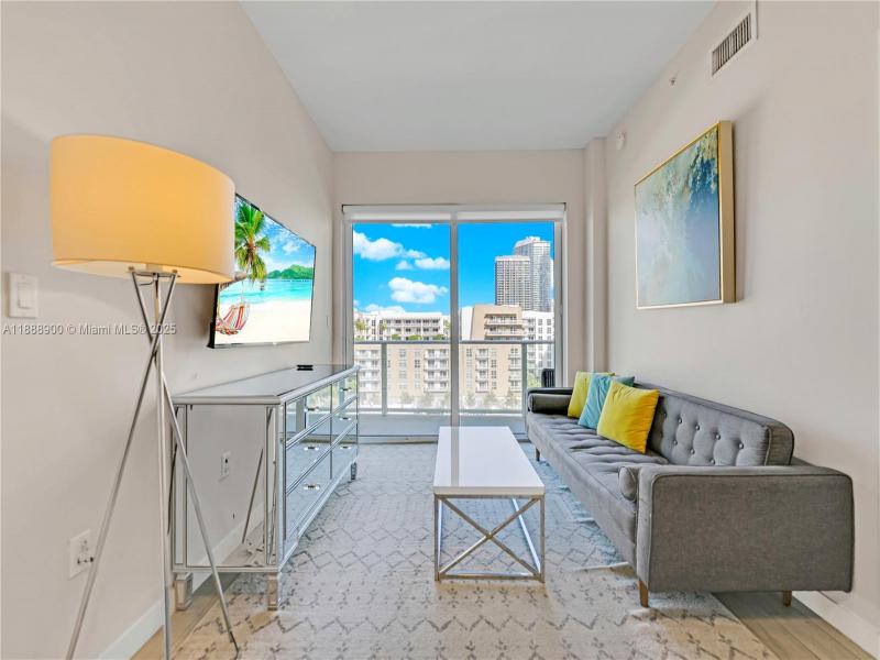 Property photo # 9
