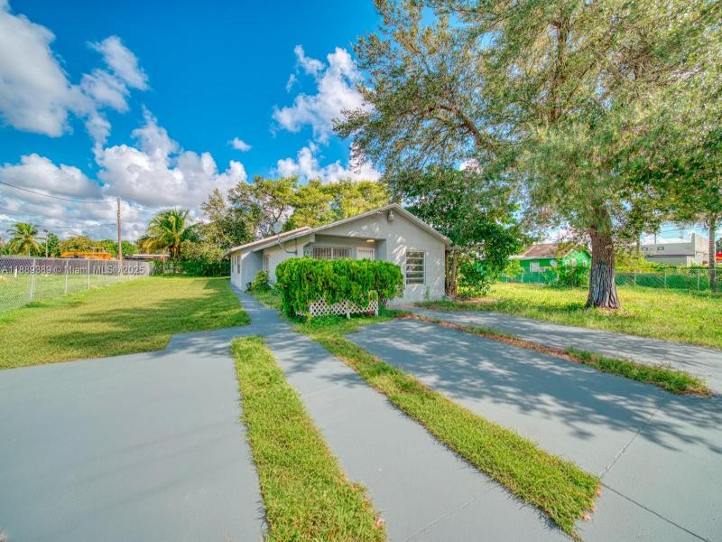 Property photo # 0