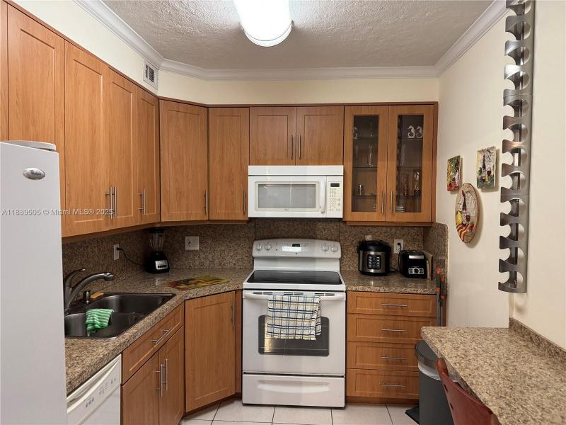 Condo for sale at The Hemispheres 15A
