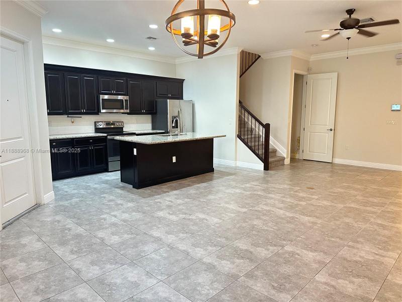 Property photo # 7