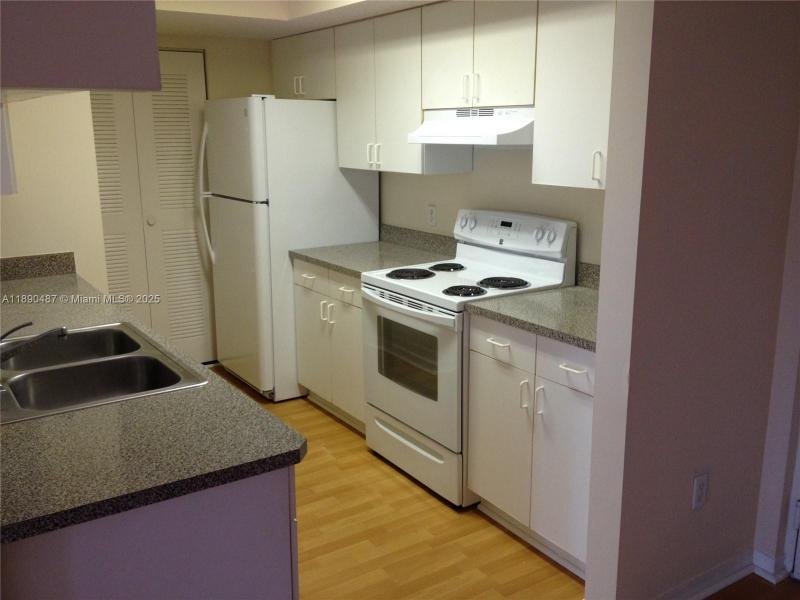 Property photo # 7