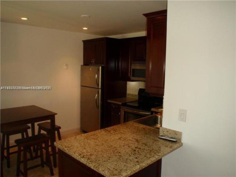 Property photo # 6