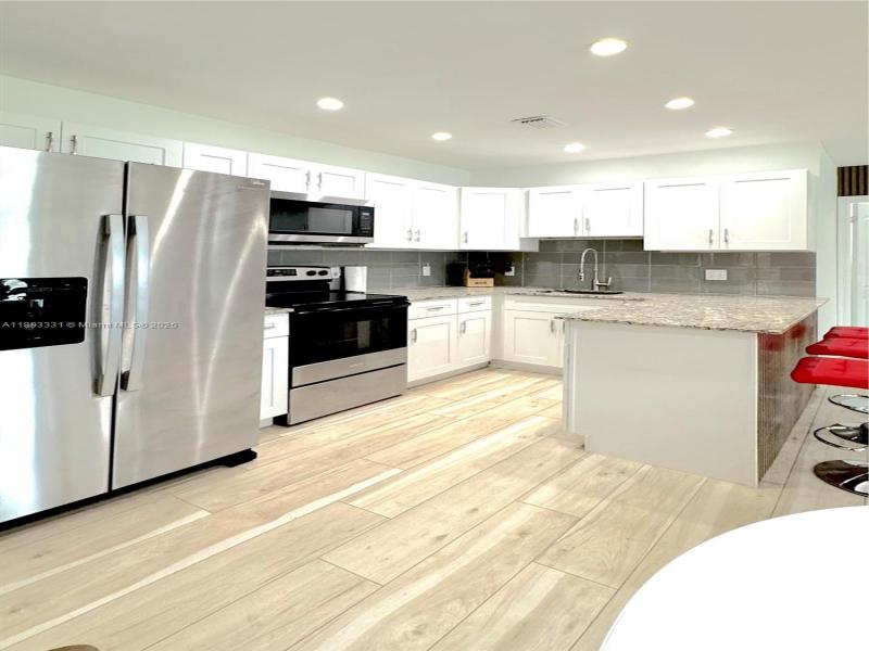 Property photo # 4